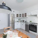 شقة Spacious At Polnej Rozy Near The Kabaty Metro Station وارسو