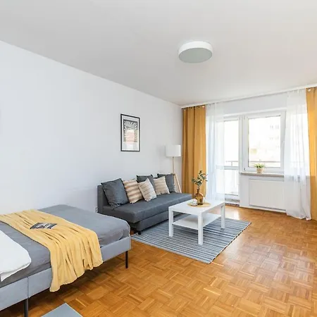 公寓 Spacious At Polnej Rozy Near The Kabaty Metro Station 华沙